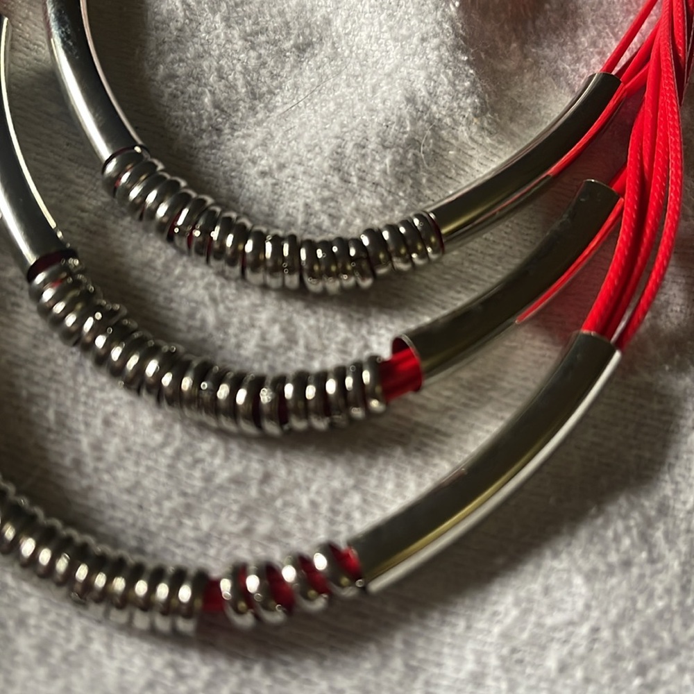 Modern Leather Red Rope Necklace & Earrings Set, NOS - Picture 3 of 3
